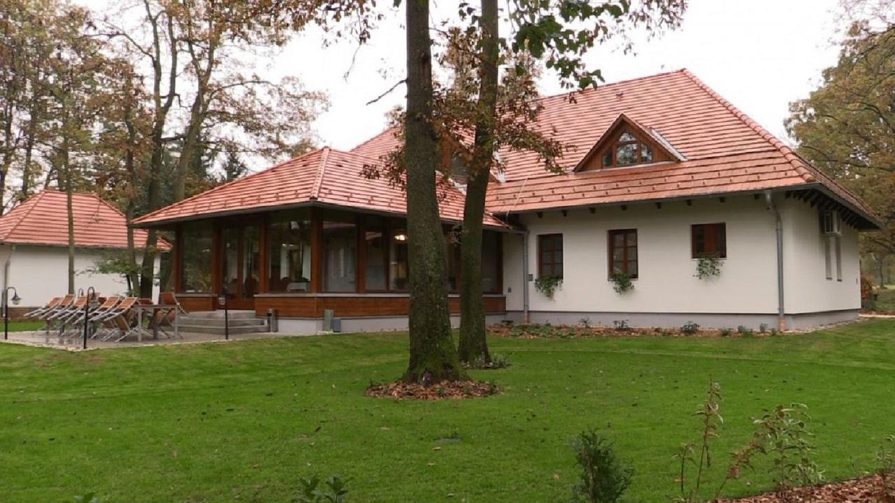 Hódoséri Vadászház Bakonyszentlaszlo Exterior foto